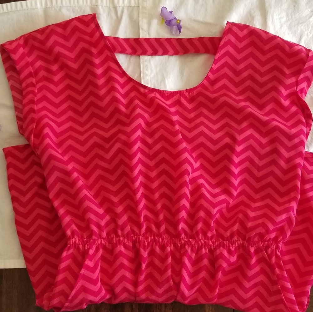 Pink zigzag dress with pockets